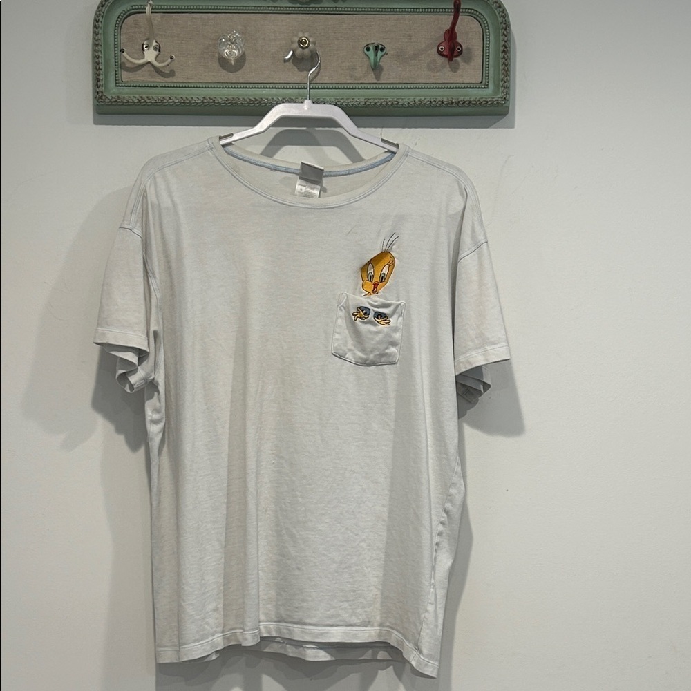 Vintage Y2K 2000 Warner bros tweety bird short sleeve  Graphic T-Shirt large